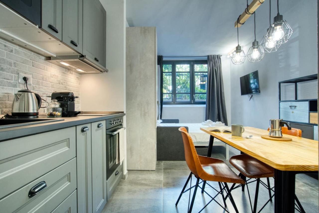 ミラノItalianflat - L'Angolo Dei Navigliアパートメント エクステリア 写真